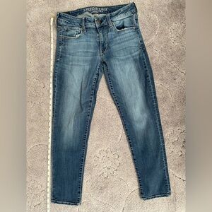 American Eagle Outfitters Women’s Mid-Rise Blue Skinny Jeans